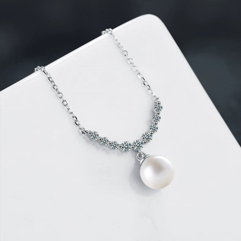 Smile Moissanite and Pearl Necklace in White Gold-Plated S925 sterling silver display scene showing chain and stone layout