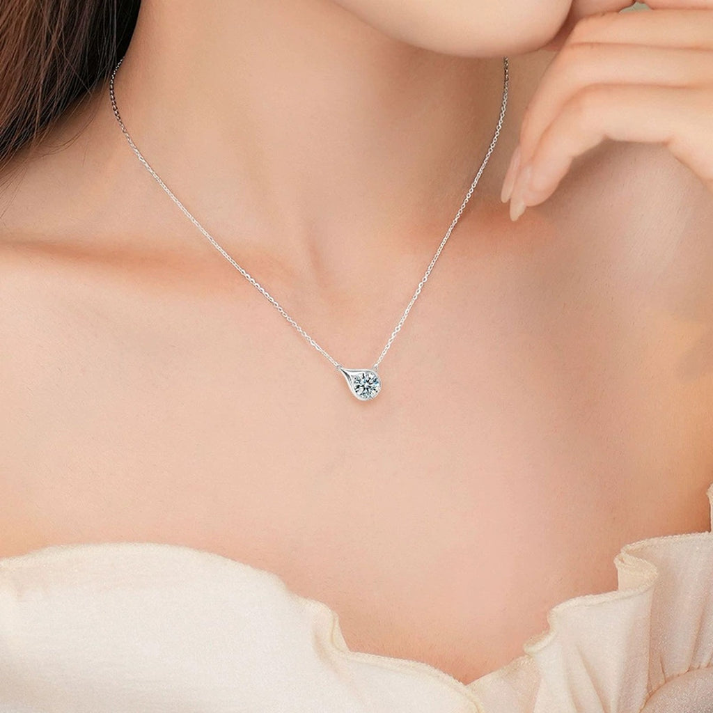 Teardrop Round Moissanite Necklace in Gold-Plated S925 sterling silver neckline model view showing pendant scale and chain length