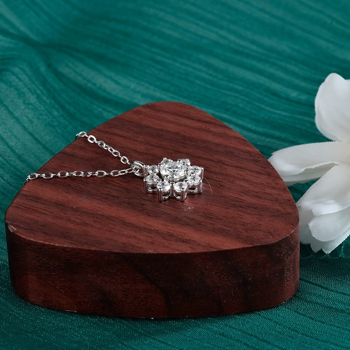 Sunflower Round Moissanite Necklace with CZ in Gold-Plated S925 sterling silver display scene showing chain and stone layout