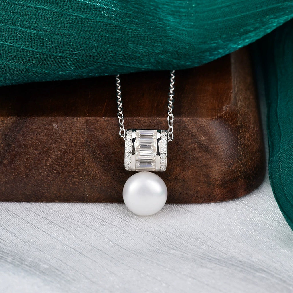 Pearl Emerald and Round Moissanite Necklace in White Gold-Plated S925 sterling silver display scene showing chain and stone layout