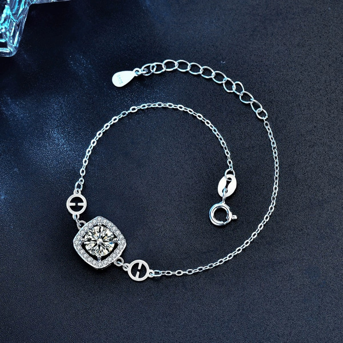 Sugar Cube Round Moissanite Adjustable Bracelet with CZ in White Gold-Plated S925 Sterling Silver product detail view showing the moissanite setting, chain, and polished finish
