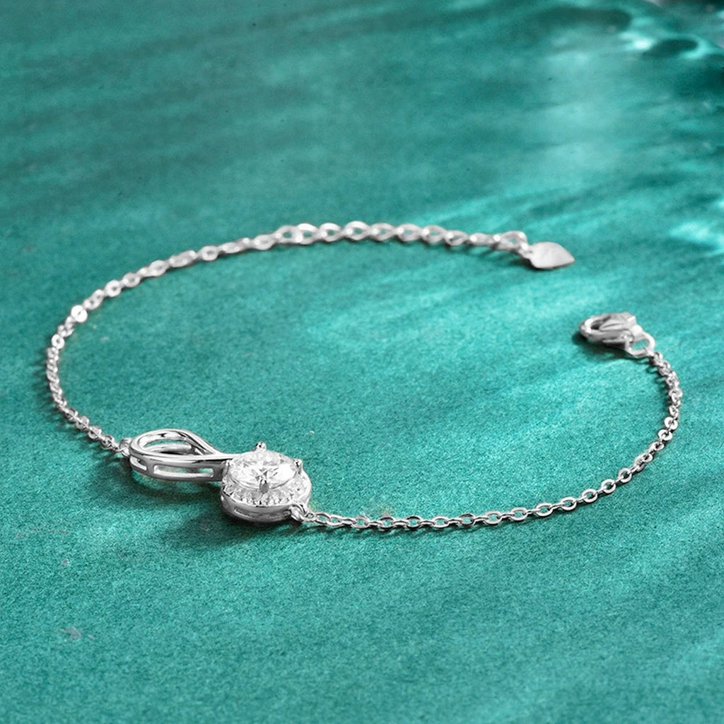 Infinity Round Moissanite Bracelet with CZ in Gold-Plated S925 sterling silver additional product photo showing finish and setting
